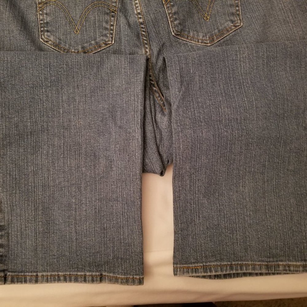 Jeans - Picture 5 of 5